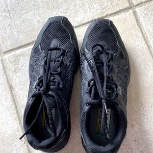 Men’s Magnum Impact Black tennis shoes